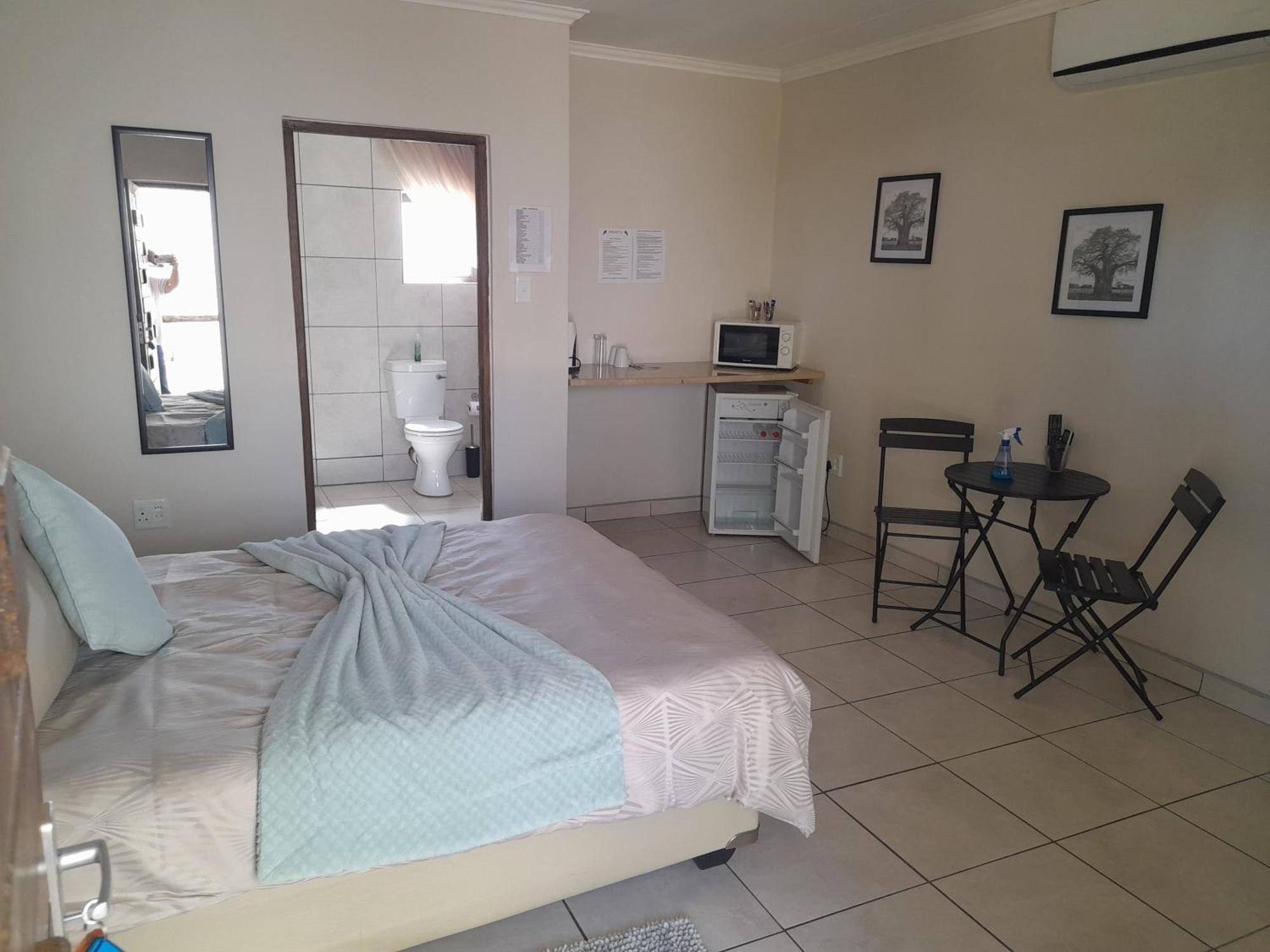 Eden Chalets Windhoek Buitenkant foto