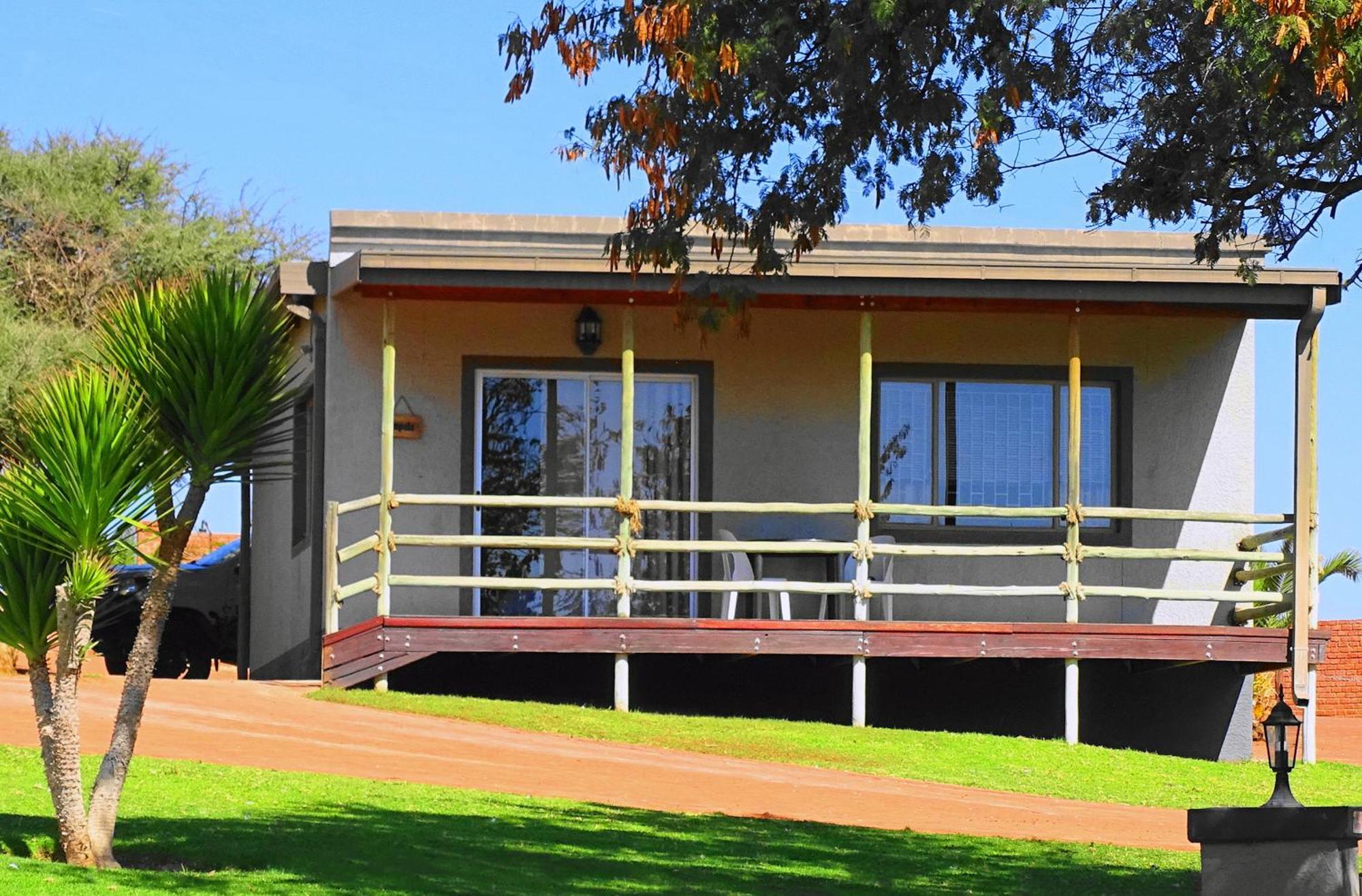 Eden Chalets Windhoek Buitenkant foto