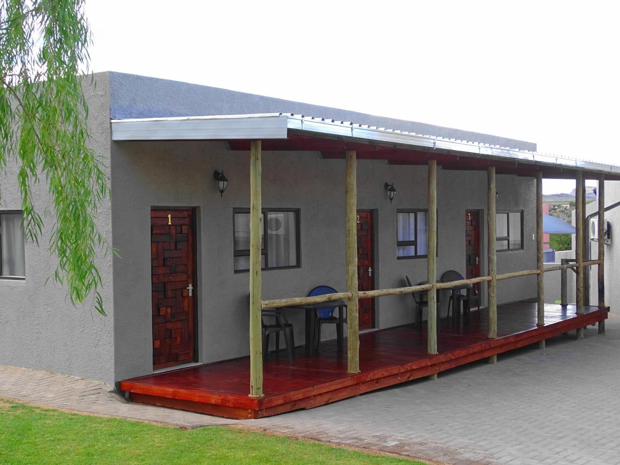 Eden Chalets Windhoek Buitenkant foto